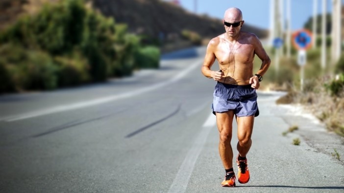 Practicar deporte en días calurosos